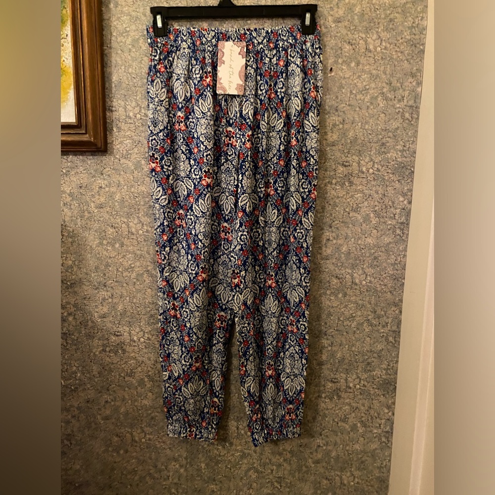 NWT Band of the Free viscose lounge pants blue red floral sz small joggers